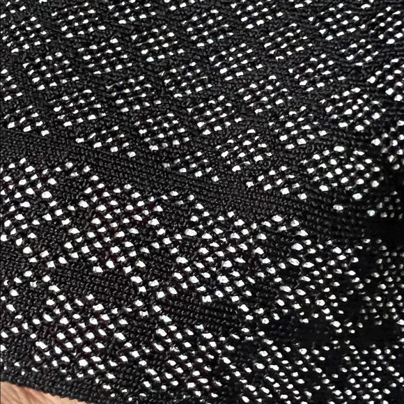 BCBGMAXAZRIA Jaylenne Peplum Top - Picture 3 of 5